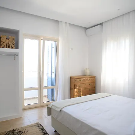 Onar Loutra, Kythnos *