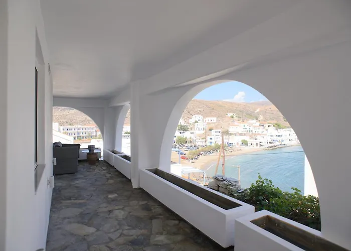 Onar Loutra, Kythnos Loutrá