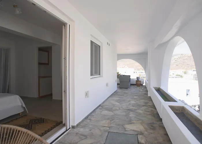 Onar Loutra, Kythnos * Loutrá